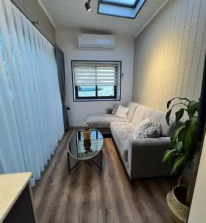別荘 Calis Tiny House フェティエ